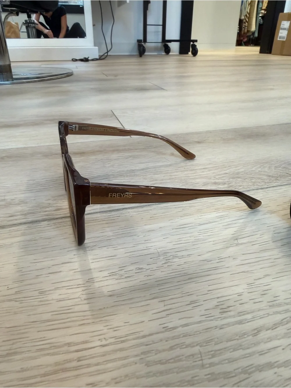 Stylish Brown Square Women’s Sunglasses